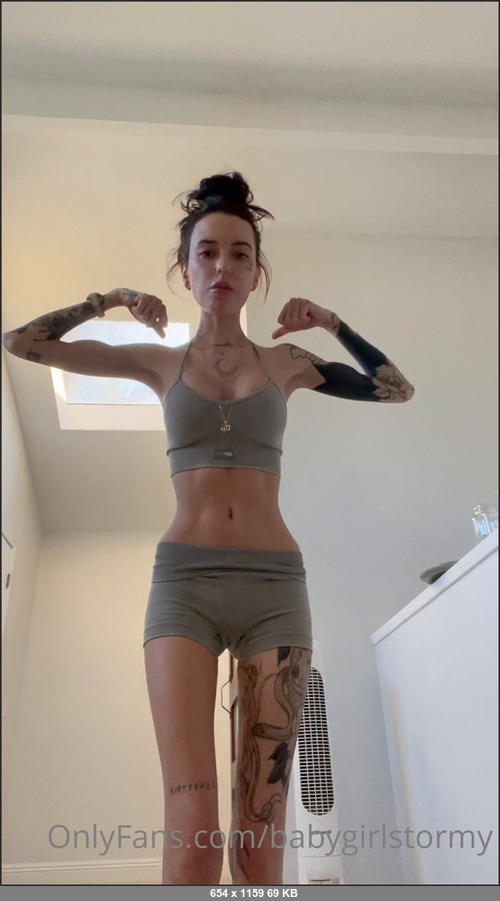 MEGA-FANS – babygirlstormy-21-06-2022-I was recording a progress video since Ive been working out again and my pussy just had other plans