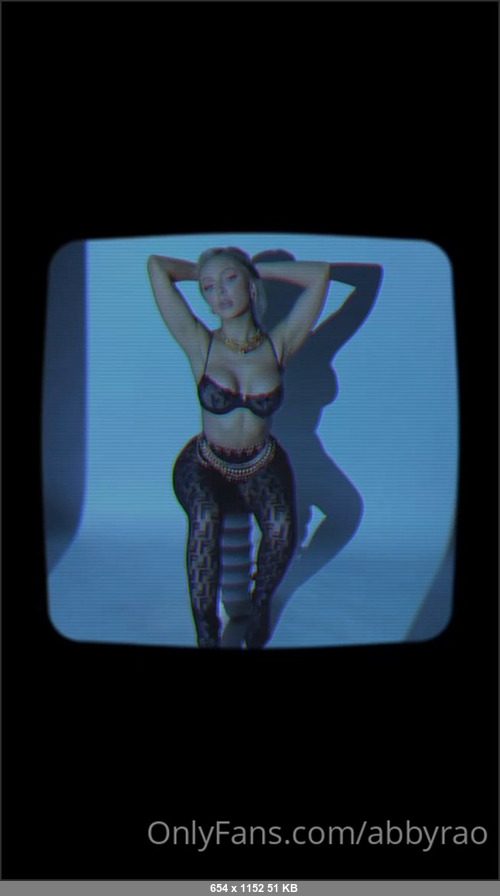 MEGA-FANS – abbyrao-23-06-2021-Happy Hump Day Had to show off some curves for you real quick