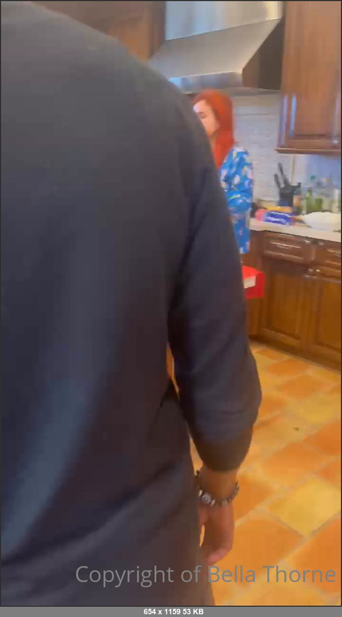 MEGA-FANS – bellathorne-09-10-2021-This hangover food bouta hittt