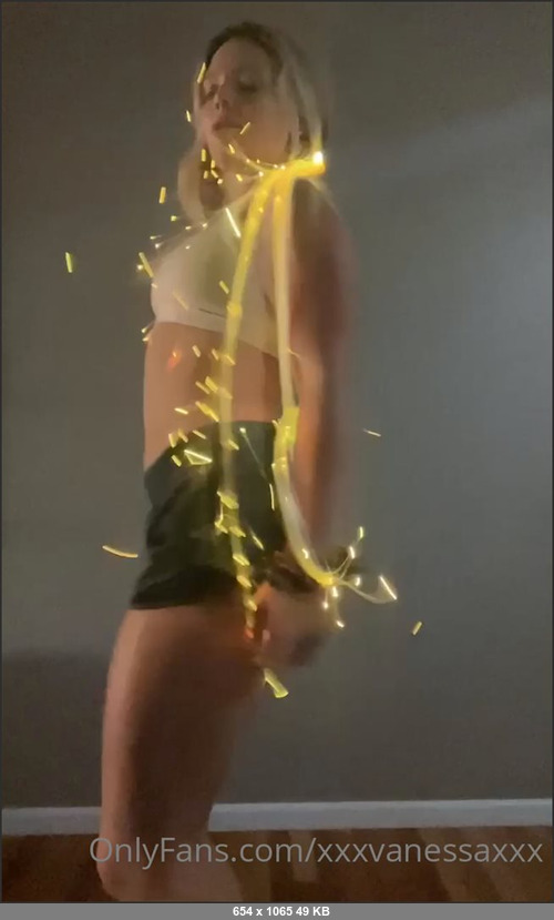 MEGA-FANS – xxxvanessaxxx-26-08-2021-me when of tries to uncancel themselves  lol cannot take the emotional distress so i had to get high and try this thing out. cant wait to do it for you naked