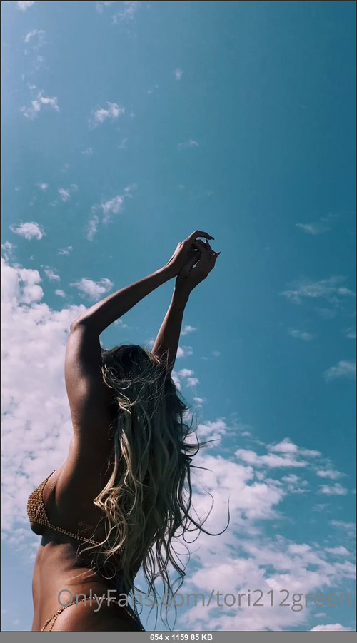 MEGA-FANS – tori212green 07-10-2020 56506684 On top of the worldddddd  Tip me (10 ) for the full video