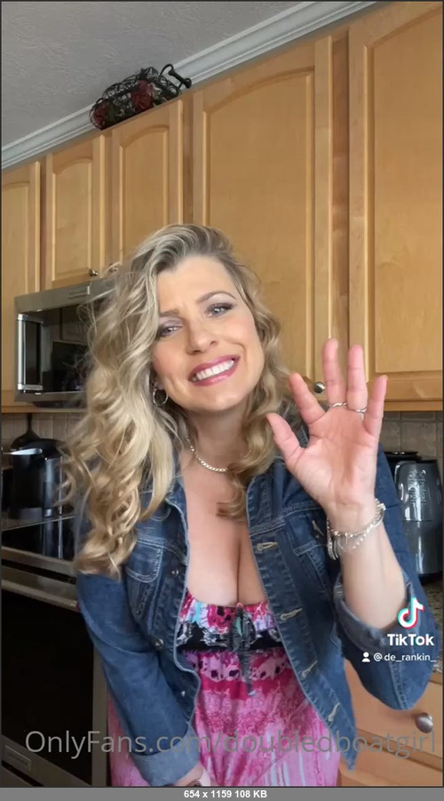 MEGA-FANS – doubledboatgirl-29-04-2021-Is this day over yet.. Ugg Thursday..  Who ate what I had for lunch… TIP 10 to see the video  in your pms that went with photos..