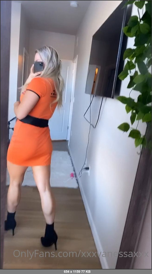 MEGA-FANS – xxxvanessaxxx-28-10-2020-halloween costume