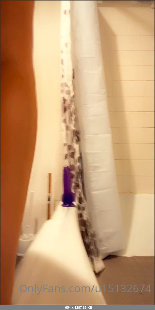 MEGA-FANS – arianahunt126-01-06-2020-My fav