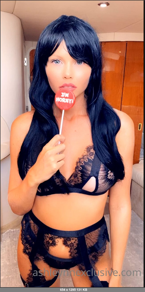 MEGA-FANS – ashleysouthernbellefree-11-06-2020-Do you like this look on me