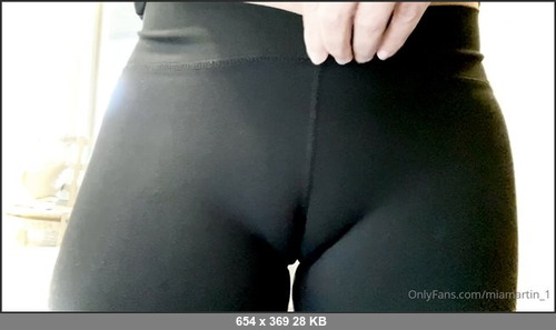 MEGA-FANS – miamartin1 14-10-2020 59076327 Would this get your attention at the gym