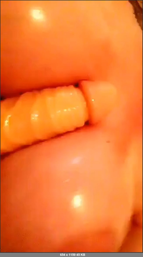 MEGA-FANS – aliciaamiraxxx-30-07-2018-Sliding that cock between my big boobs like