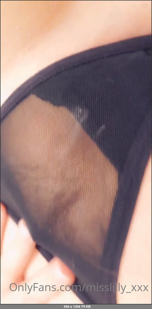 MEGA-FANS – misslillyxxx 09-08-2020 36263897 Peekaboo