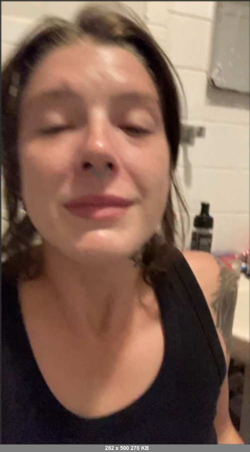 Extreme Scat Porn Site 1- Plops and Farts