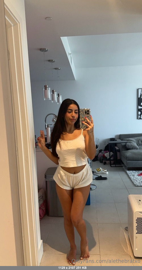 Alethebratxo 16072025 - Ale �� #1 RATED LATINA ���� - Onlyfans SiteRip