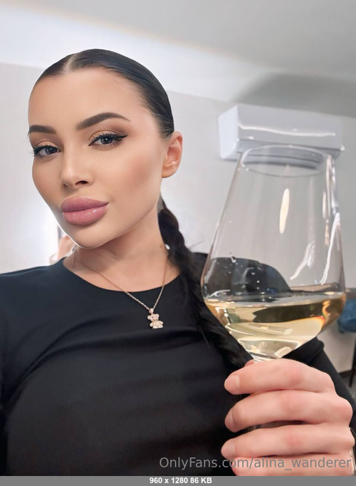 Alina wanderer 19072025 - Alina �� - Onlyfans SiteRip
