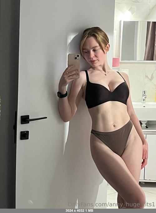 Anny huge tits1 06082025 - ❣️Anny❣️19 y.o. BUSTY student girl - Onlyfans SiteRip