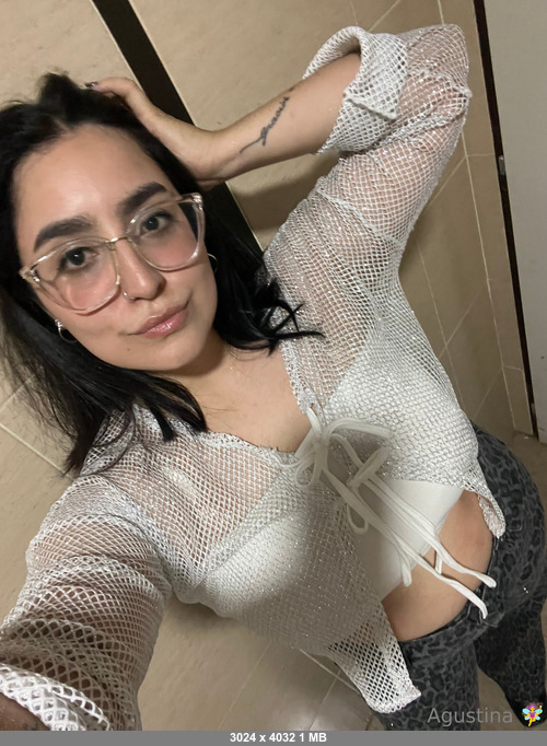 Agustini87 22082025 - Sexy witch �� ✨ - Onlyfans SiteRip