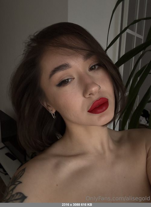 Alisegold 15102025 - Alise�� - Onlyfans SiteRip