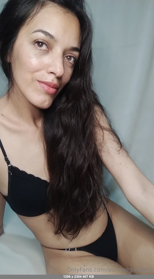 Abrilhotgoddess 25102025 - Aby