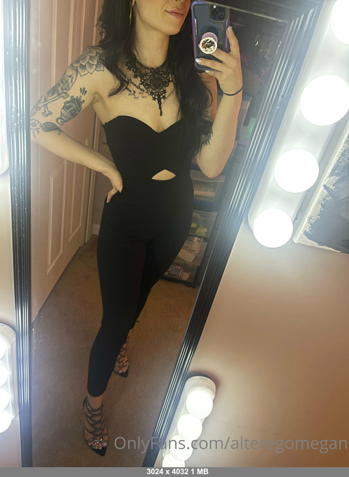 Alteregomegan 12022026 - ☠️🖤𝕄𝕖𝕘𝕒𝕟 𝔻𝕒𝕟𝕖 🖤☠️ - Onlyfans SiteRip