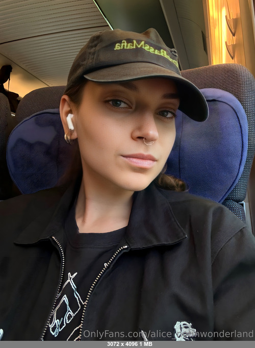 Alice notinwonderland 15022026 - 🇦‌🇱‌🇮‌🇨‌🇪‌ - Onlyfans SiteRip
