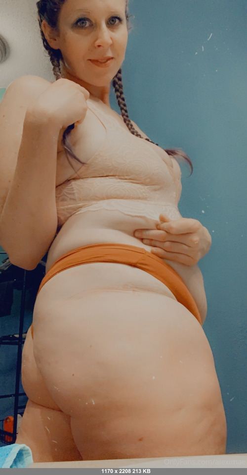 Aleximae 23022026 - Long Leggy Lexi - Onlyfans SiteRip