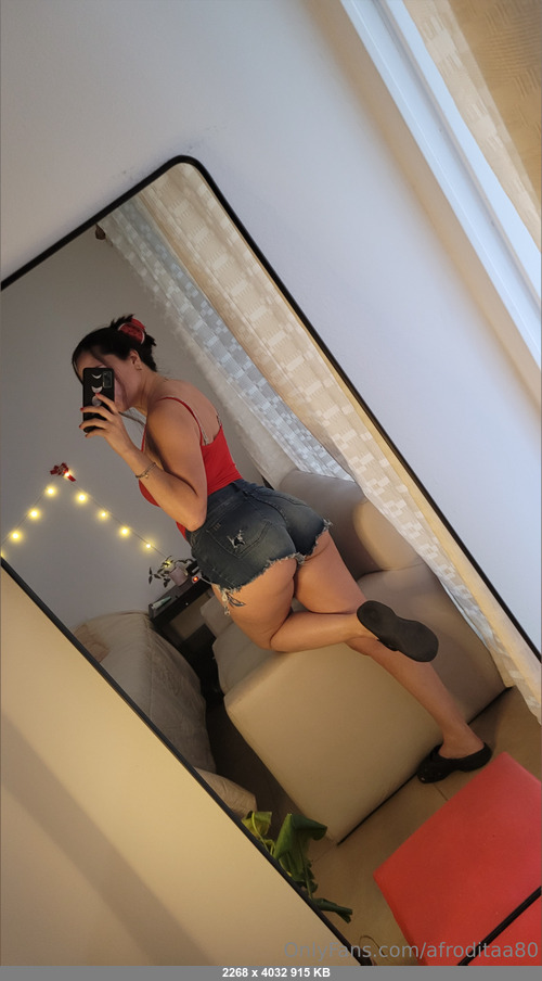 Afroditaa80 01032026 - 𝘼𝙛𝙧𝙤𝙙𝙞ta 💜 - Onlyfans SiteRip