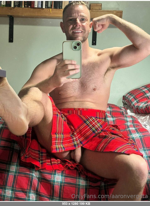 Aaronvergota 05042026 - VIKINGO BULTO XL🍆🔥 - Onlyfans SiteRip