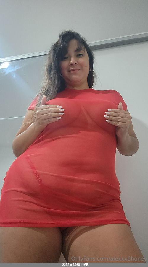 Alexxx6honey 05042026 - 🍒A L E X A🍒 Natural huge boobs and ass🫦 - Onlyfans SiteRip