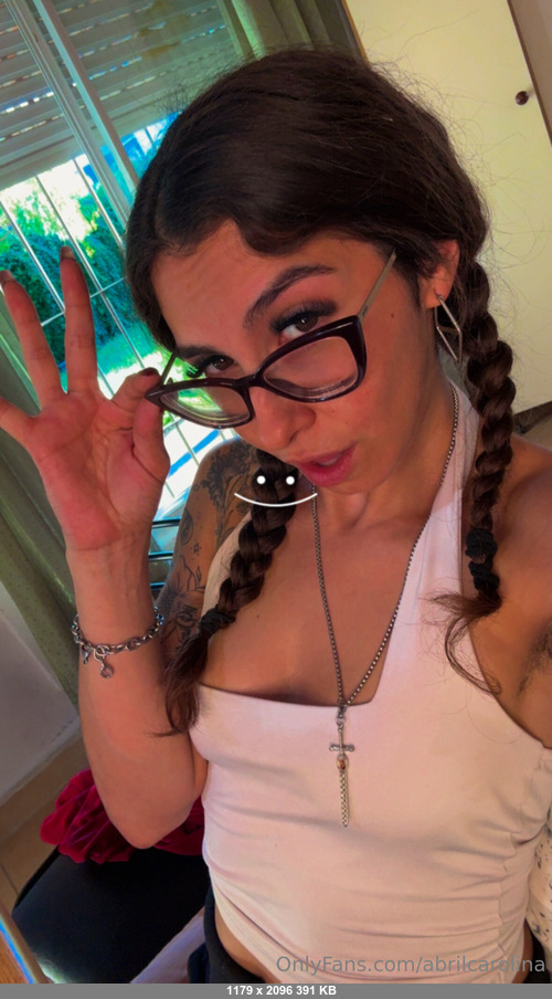 Abrilcarolina 10042026 - 👠HAIR Mommy😈 - Onlyfans SiteRip