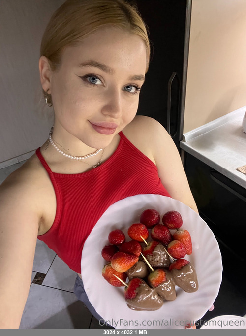 Alicecustomqueen 12042026 - Alice Custom Queen ✨ - Onlyfans SiteRip