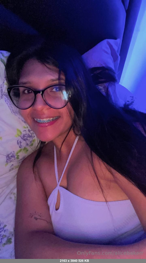 Alicebakerr 19042026 - Alice Baker - Onlyfans SiteRip